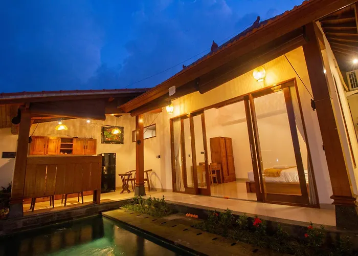 Soka Sayan Ricefield View & Private Pool Ferienhaus *